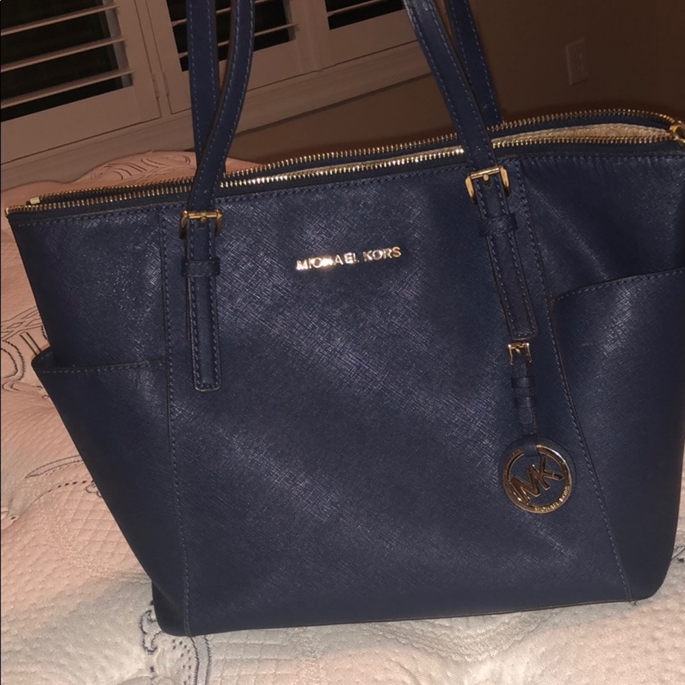 Michael Cors handbag navy